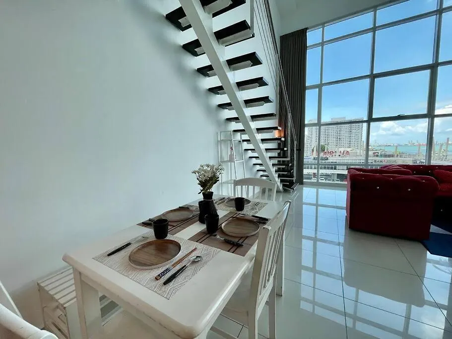 Duplex Maritime Suites Georgetown Jelutong Sea City View Malaysia