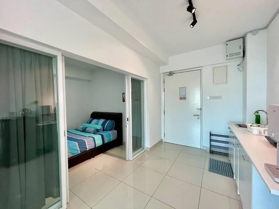 Apartment Duplex Maritime Suites Georgetown Jelutong Sea City View Malaysia