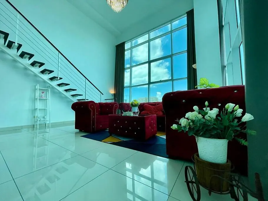 Duplex Maritime Suites Georgetown Jelutong Sea City View