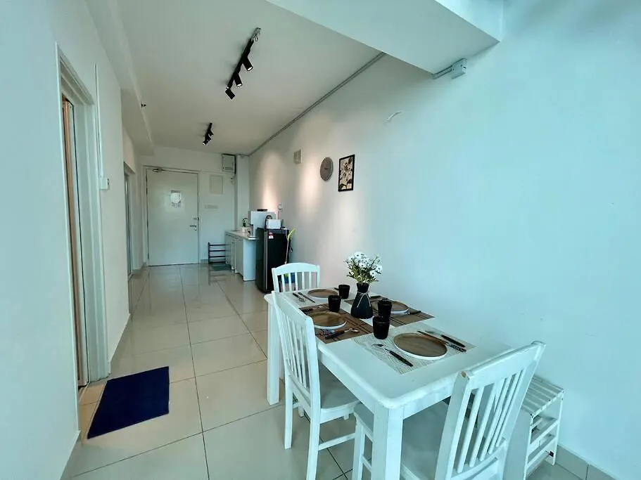 Duplex Maritime Suites Georgetown Jelutong Sea City View